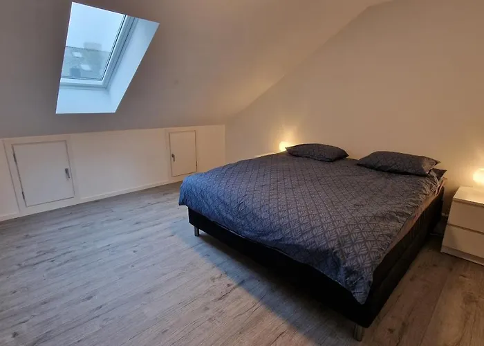 Lovely 2-Bedroom Loft With Panoramic View.